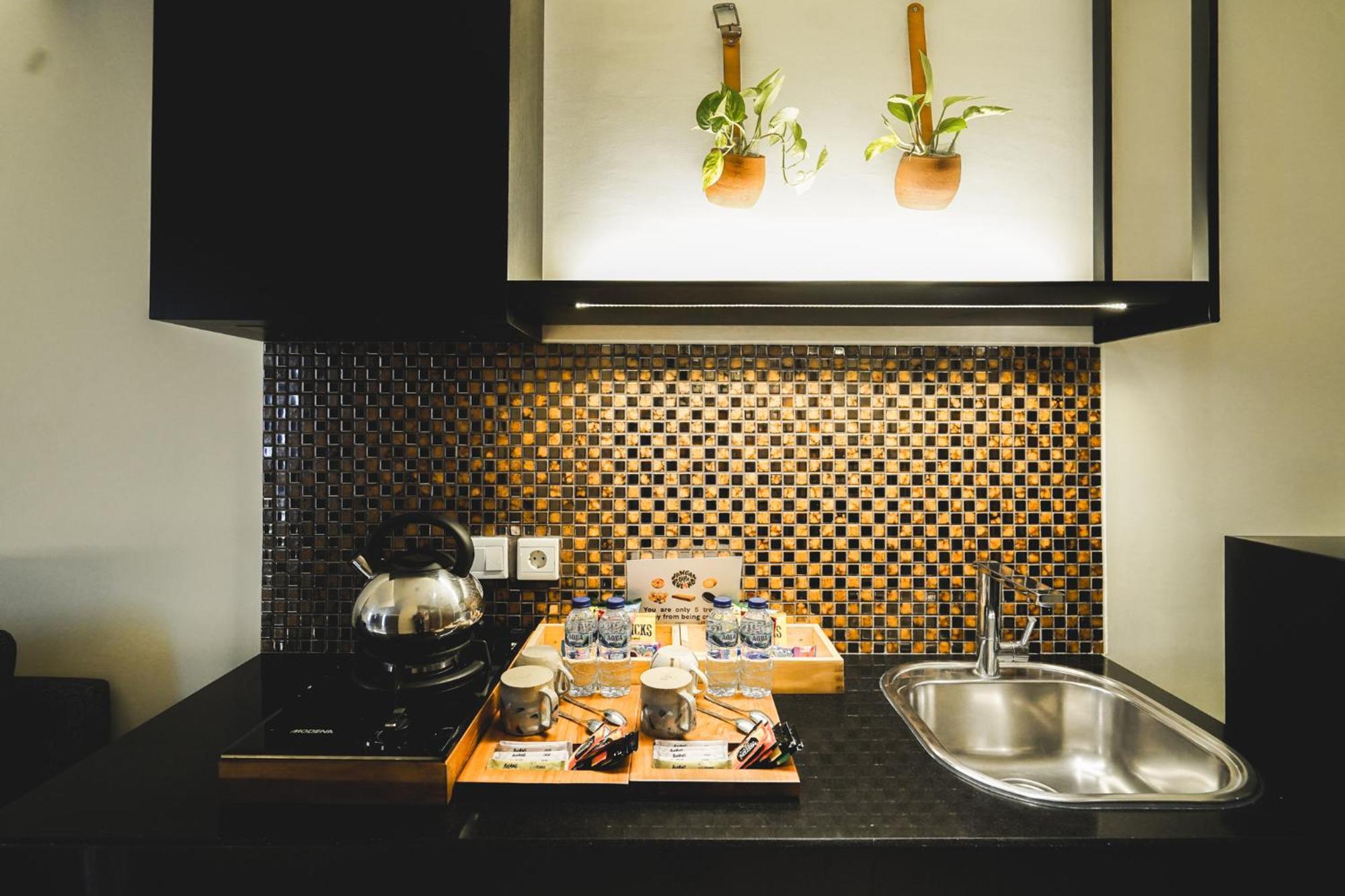 Pulang Ke Uttara Hotel Kejayan Luaran gambar