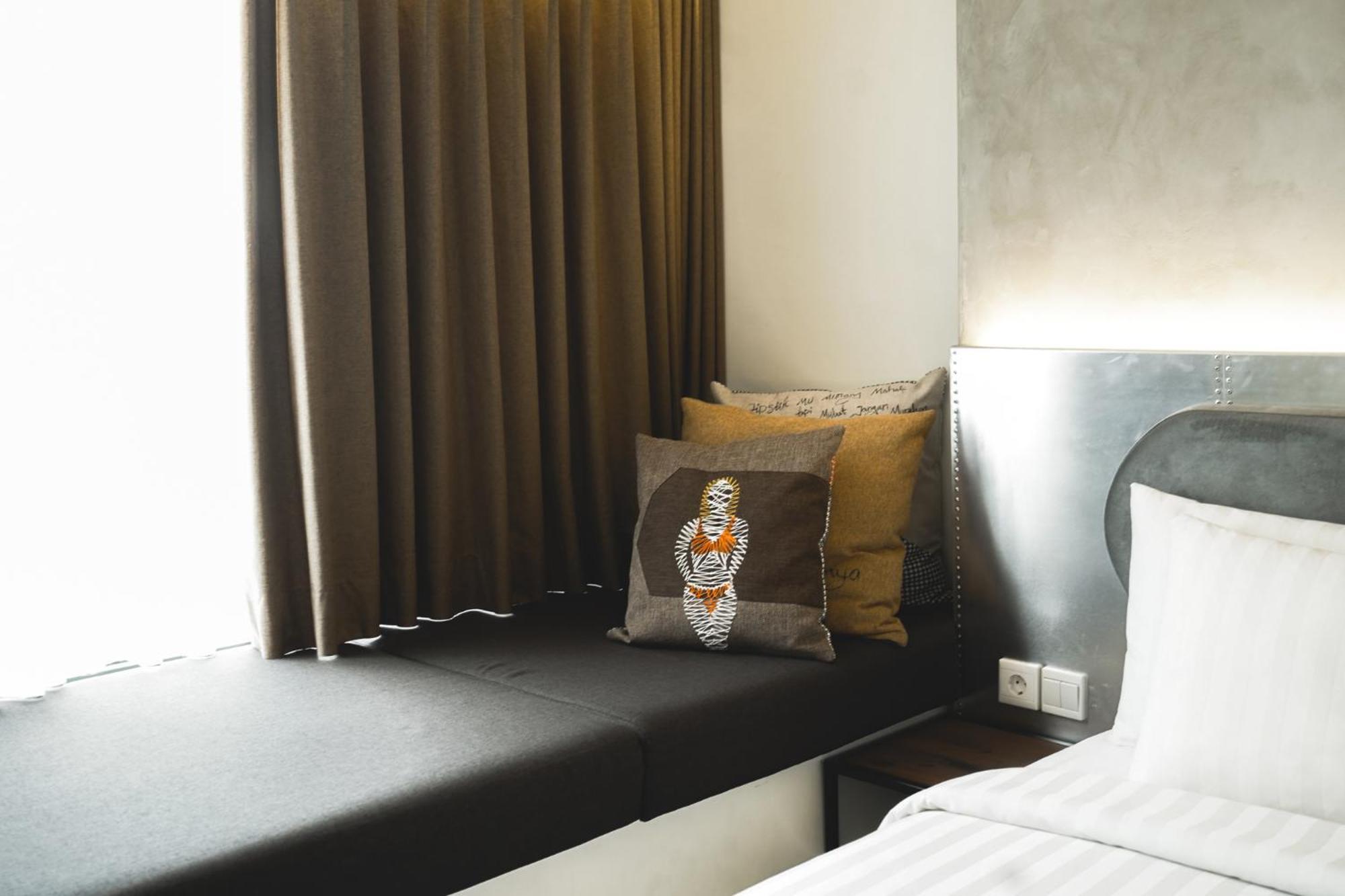 Pulang Ke Uttara Hotel Kejayan Luaran gambar